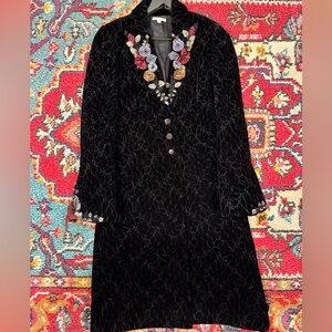 Kathryn Dianos black velvet medium coat
